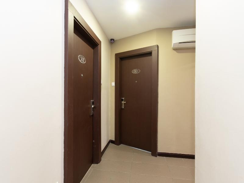 Oyo 89344 Labuan Avenue Hotel Esterno foto
