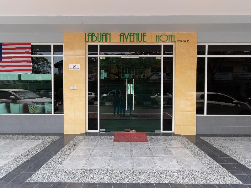 Oyo 89344 Labuan Avenue Hotel Esterno foto